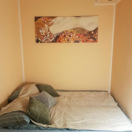 Apartament W2, Mieszkanie Dla Wszystkich كونين المظهر الخارجي الصورة
